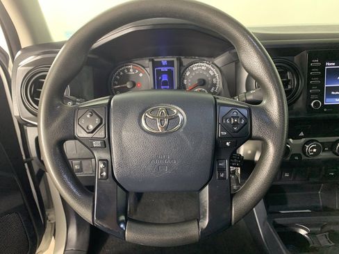 Used 2020 Toyota Tacoma SR image 20