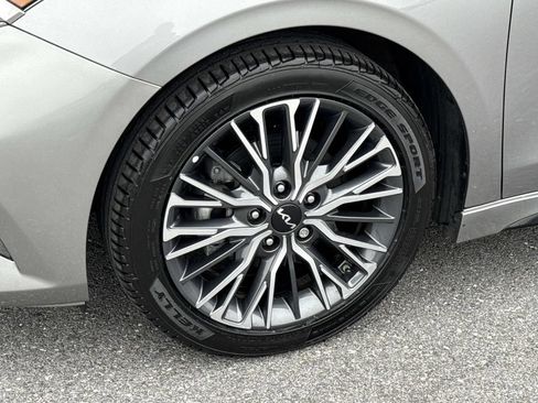 Used 2023 Kia Forte GT-Line w/ GT-Line Premium Package FWD image 30