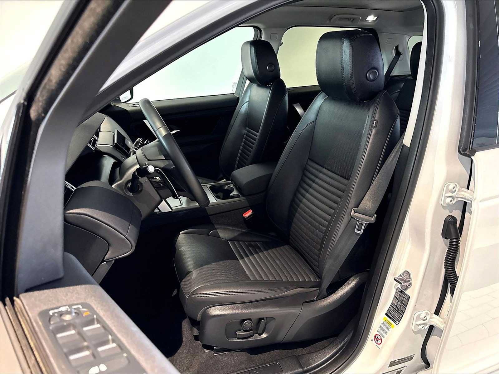 Used 2024 Land Rover Discovery Sport S AWD/4WD image 8
