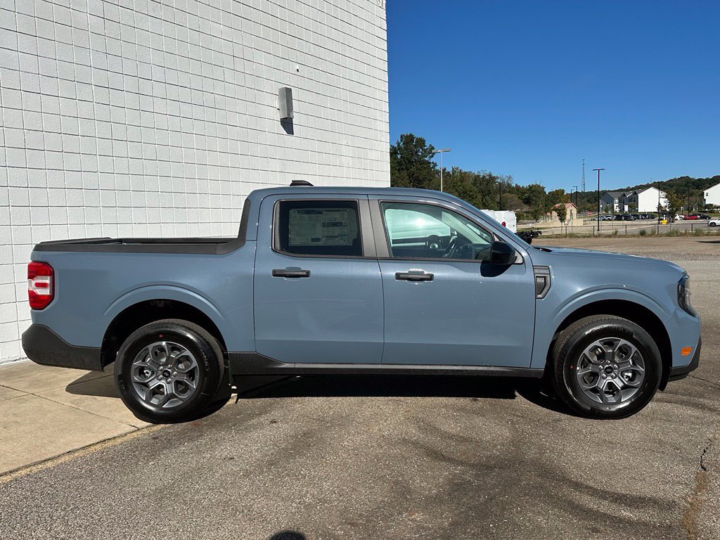 New 2026 Ford Maverick XLT w/ XLT Luxury Package AWD/4WD image 4