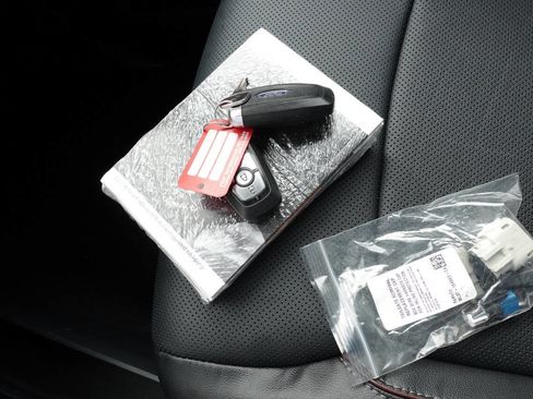 Used 2022 Ford F150 XLT w/ Equipment Group 302A High image 39