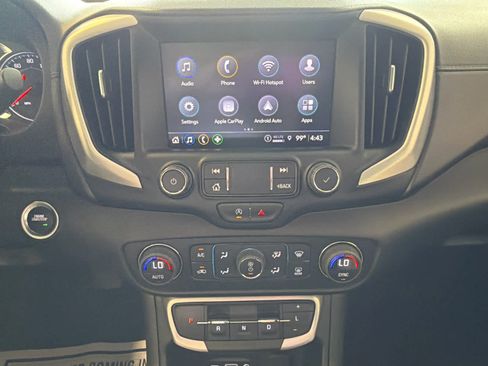 Used 2024 GMC Terrain SLT FWD image 43