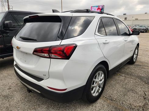 Used 2024 Chevrolet Equinox LT w/ LPO, Floor Liner Package image 6