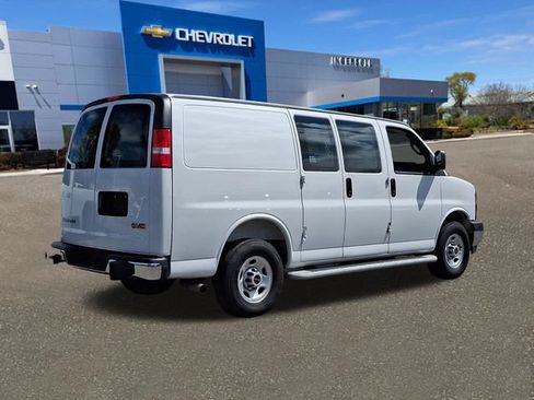 Used 2025 GMC Savana 2500 w/ Driver Convenience Package RWD image 26