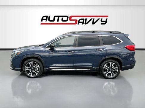 Used 2025 Subaru Ascent Touring AWD/4WD image 4