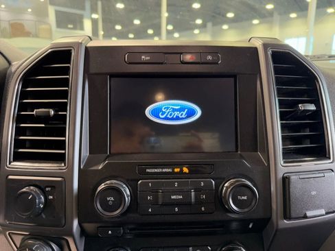 Used 2018 Ford F150 XLT w/ Equipment Group 302A Luxury image 21