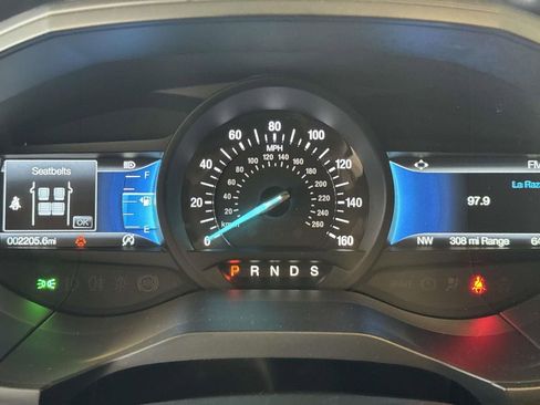 Used 2024 Ford Edge SEL w/ Convenience Package image 18