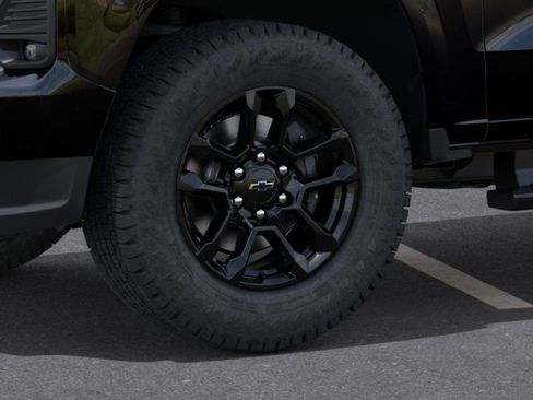 New 2025 Chevrolet Colorado Z71 w/ Midnight Edition AWD/4WD image 10