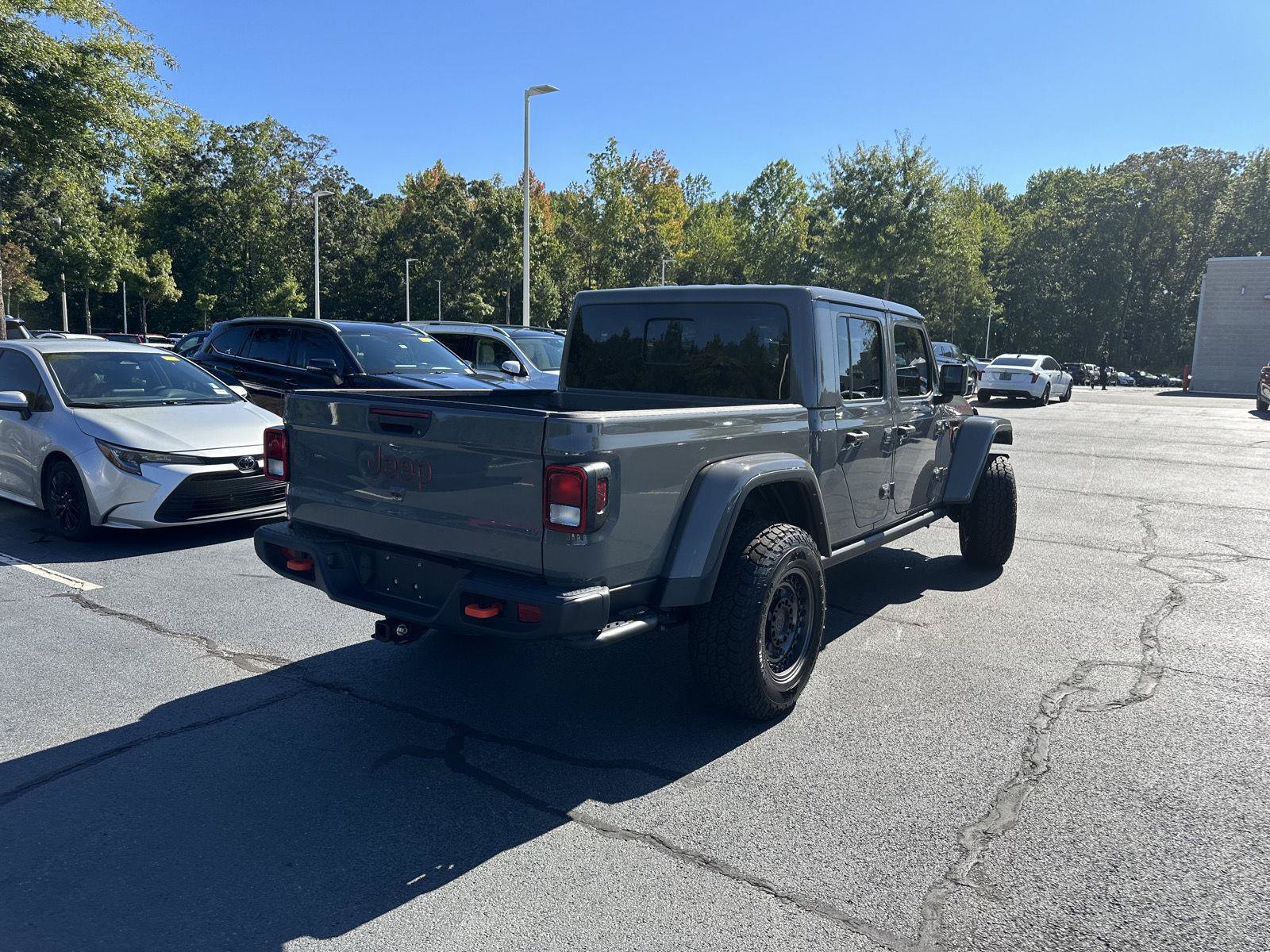 Used 2023 Jeep Gladiator Mojave w/ LED Lighting Group AWD/4WD image 6