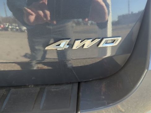 Used 2021 Ford Explorer XLT w/ Equipment Group 202A image 16