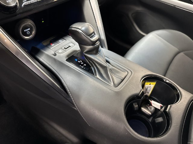 Used 2023 Toyota Venza LE AWD/4WD image 19