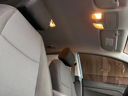 Used 2022 Hyundai Accent SEL image 21