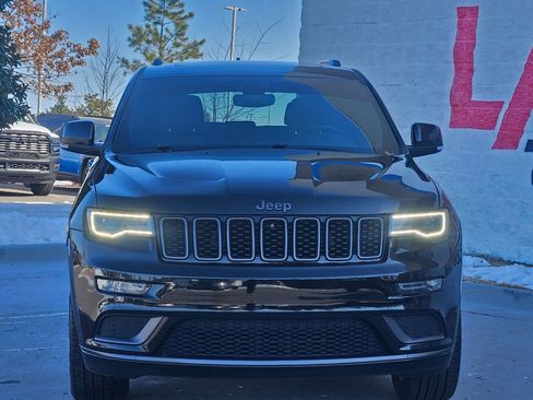 Used 2020 Jeep Grand Cherokee Limited X image 2