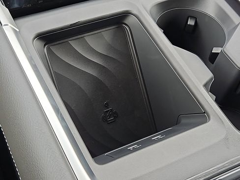 New 2026 Nissan Armada SL image 18