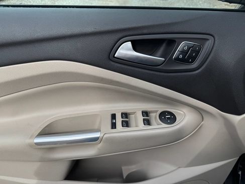 Used 2014 Ford Escape Titanium FWD image 16