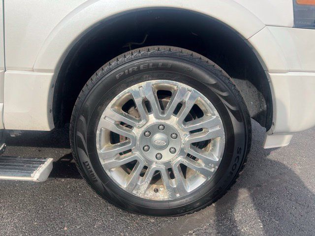 Used 2012 Ford Expedition Limited AWD/4WD image 24