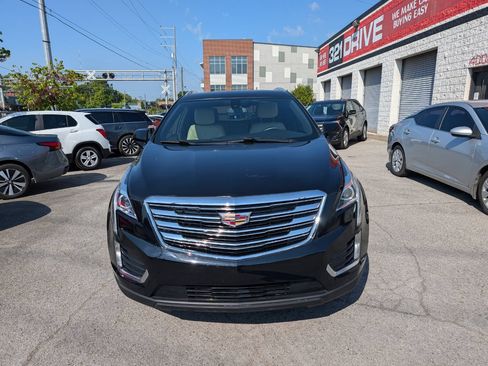 Used 2017 Cadillac XT5 FWD image 4