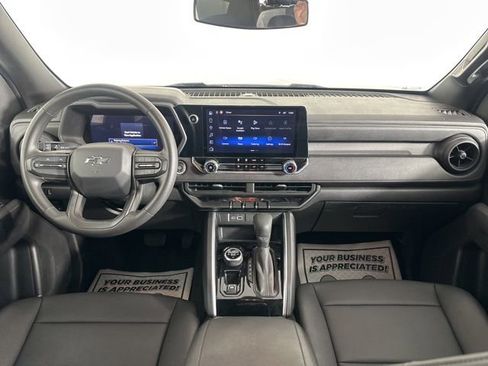 Used 2024 Chevrolet Colorado Trail Boss w/ Advanced Trailering Package image 19