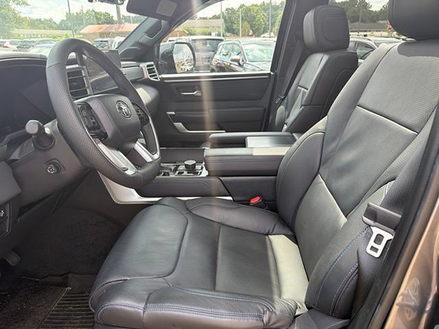 Certified 2025 Toyota Sequoia Platinum AWD/4WD image 5