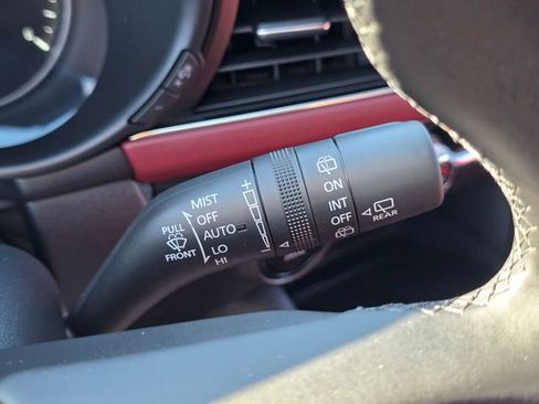 Certified 2025 MAZDA MAZDA3 2.5 S Hatchback w/ Premium Pkg image 30