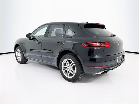 Used 2017 Porsche Macan image 3