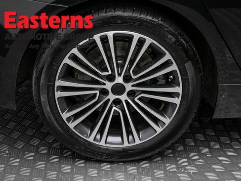 Used 2019 BMW 530i xDrive AWD/4WD image 31