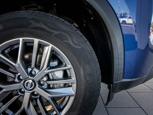 Used 2021 Nissan Rogue S image 5