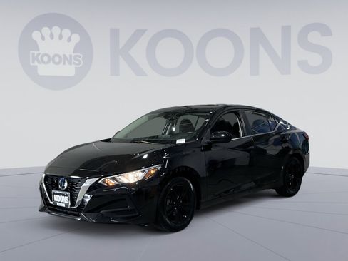 Used 2023 Nissan Sentra SV image 1
