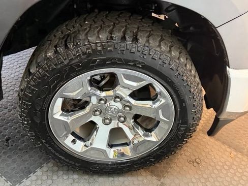 Used 2022 RAM 1500 Big Horn AWD/4WD image 15