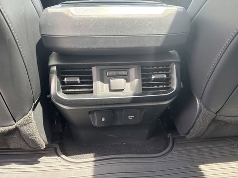 Used 2023 Ford F150 Raptor w/ Raptor Carbon Fiber Package image 31