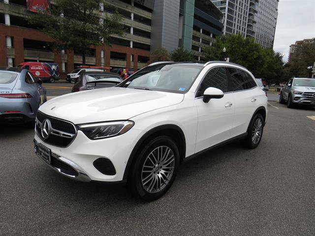 Used 2026 Mercedes-Benz GLC 300 4MATIC image 1