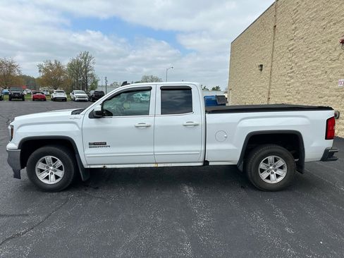 Used 2017 GMC Sierra 1500 SLE AWD/4WD image 2