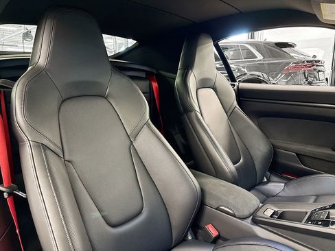 Used 2023 Porsche 911 Carrera GTS image 17