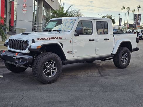 New 2026 Jeep Gladiator Mojave image 3