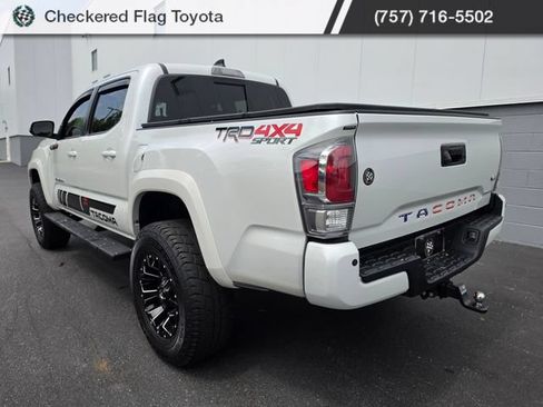 Used 2023 Toyota Tacoma TRD Sport w/ TRD Premium Sport Package AWD/4WD image 3