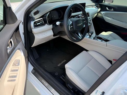 New 2025 Genesis G70 2.5T image 9