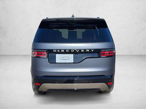 New 2026 Land Rover Discovery Limited Edition image 6