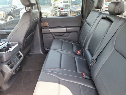 Used 2021 Ford F150 Lariat RWD image 12