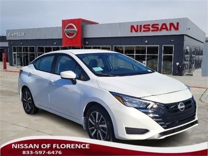 New 2025 Nissan Versa SV w/ Trunk Package