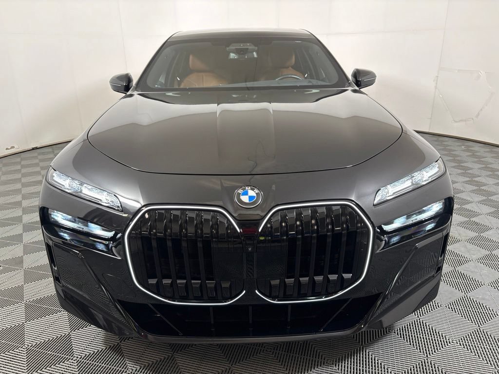 Certified 2026 BMW 740i xDrive w/ Executive Package AWD/4WD image 3