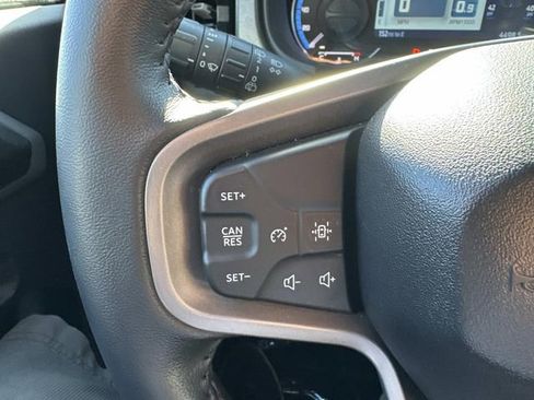 Used 2024 Ford Bronco Big Bend image 19