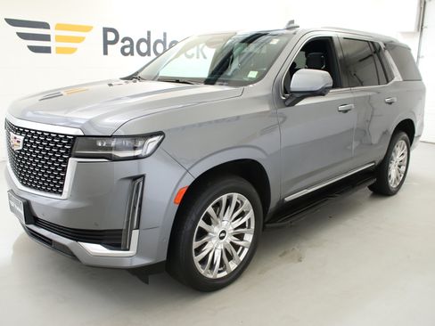 Used 2021 Cadillac Escalade Premium Luxury w/ Performance Package AWD/4WD image 4