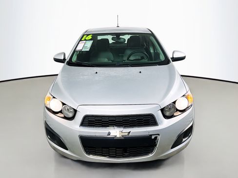 Used 2016 Chevrolet Sonic LT image 11