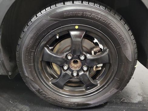 Used 2019 Kia Niro EX FWD image 11