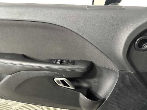Used 2020 Dodge Challenger SXT w/ Blacktop Package image 21