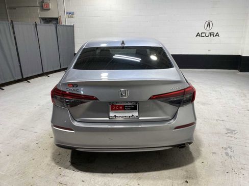 Used 2023 Honda Civic Sport image 5