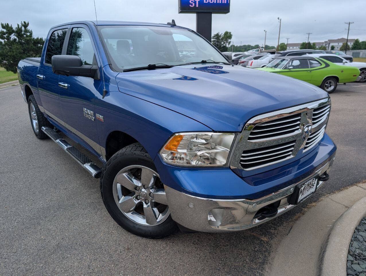 Used 2017 RAM 1500 Big Horn AWD/4WD image 3
