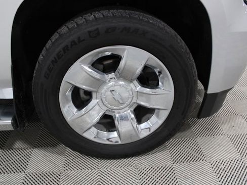 Used 2018 Chevrolet Tahoe LT w/ LT Signature Package image 51