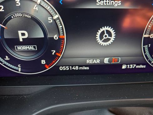 Used 2022 Mitsubishi Outlander SEL FWD image 2
