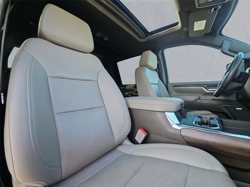 Used 2024 GMC Sierra 2500 SLT w/ Texas SLT Premium Package image 31